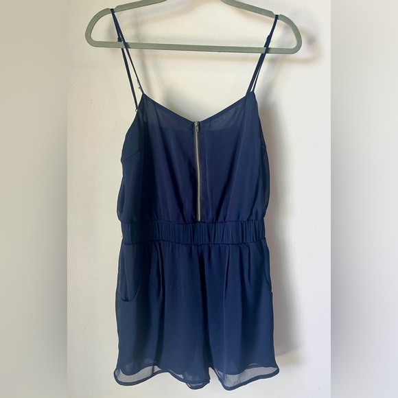 Forever 21 Navy Romper | Size L | Gently Worn | Tall Girl Friendly + Pockets - Picture 1 of 5